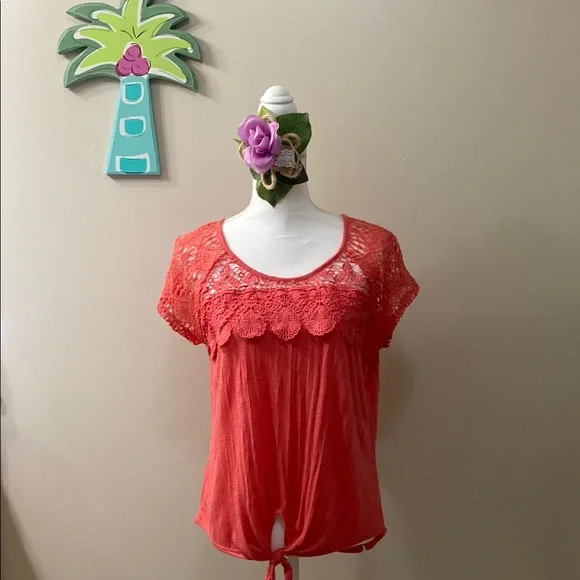 New Directions Coral Lace Blouse - Picture 1 of 8